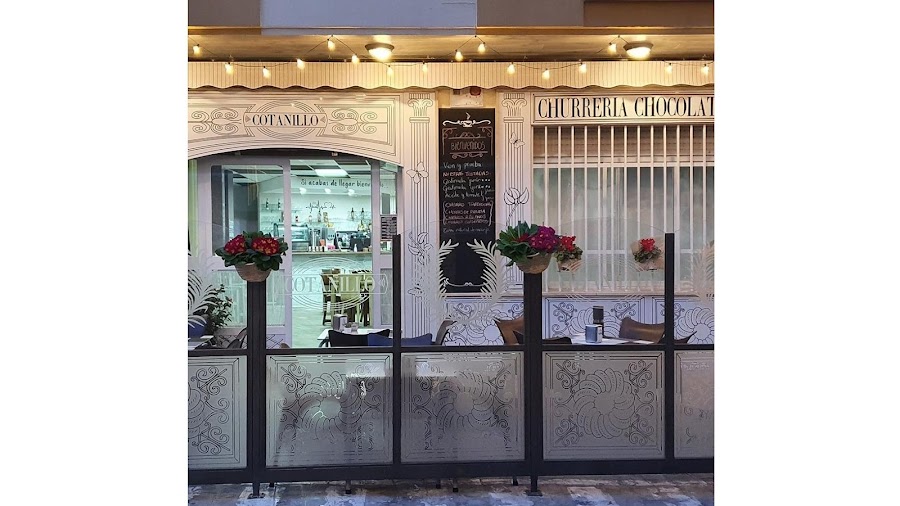 Churrería Chocolatería Y Heladería Cotanillo