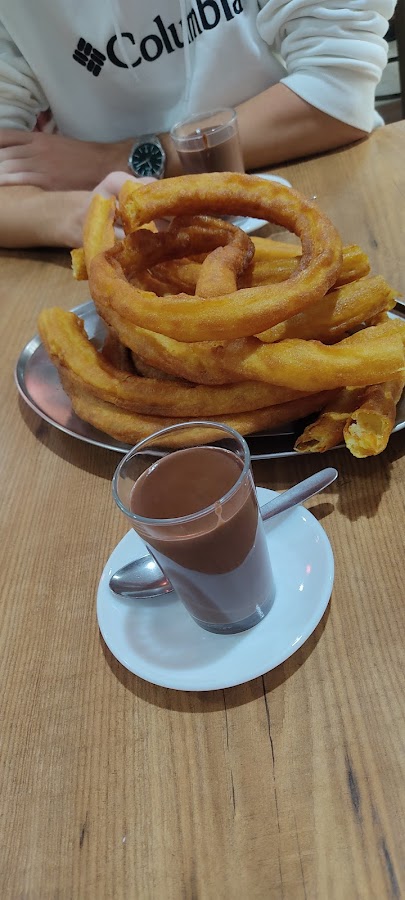 CHURRERÍA LOLO Y MARI