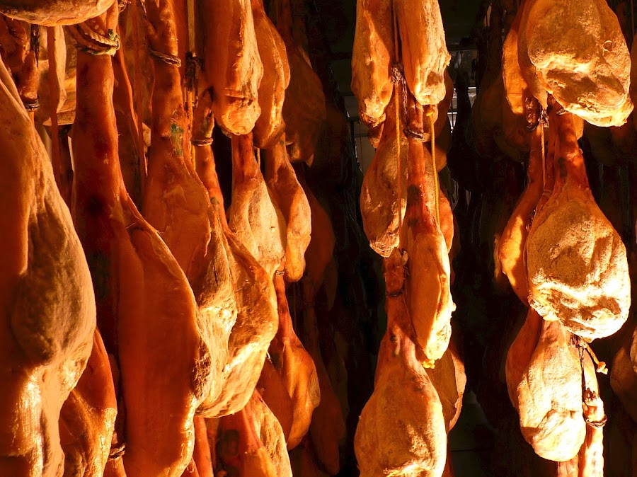 Jamones Artesanos "El Gorrilla"