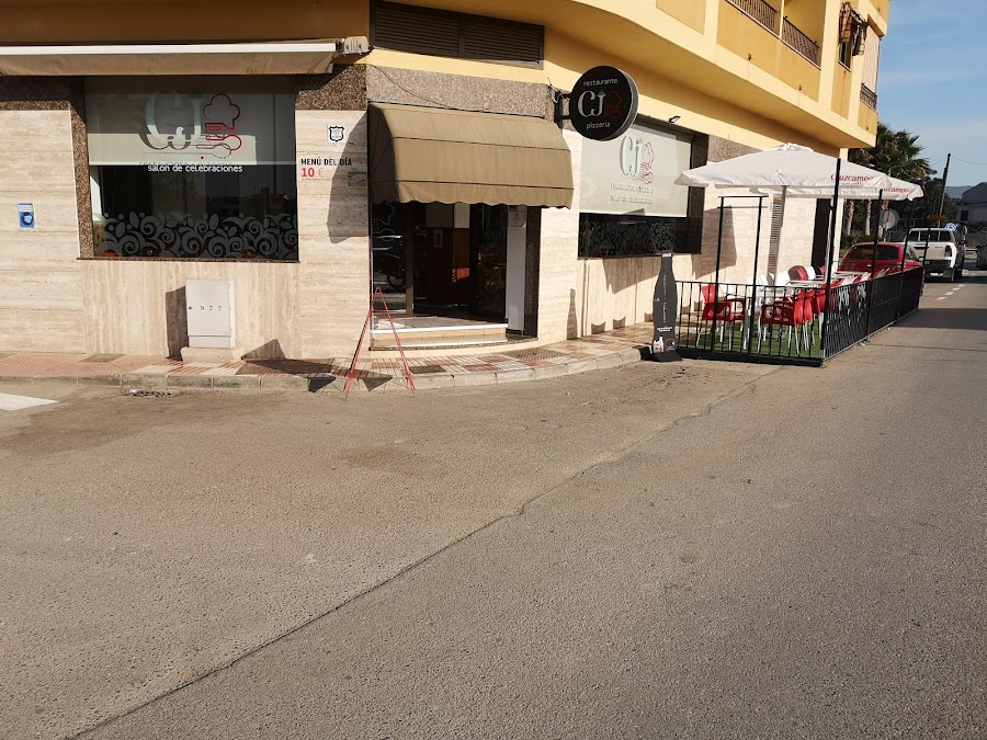 Restaurante pizzería CJ.