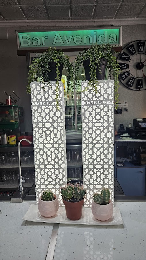 Café Bar Avenida