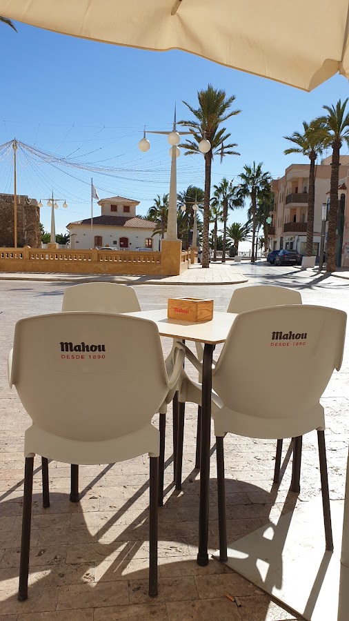 Cafe Bar La Marina