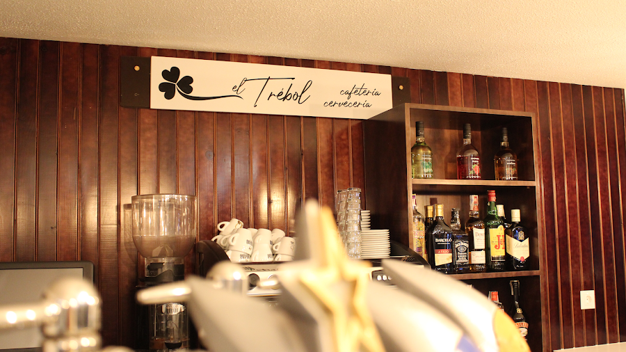 Cafeteria cervecería El Trebol