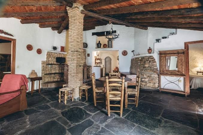 Casas Cueva del Tío Tobas