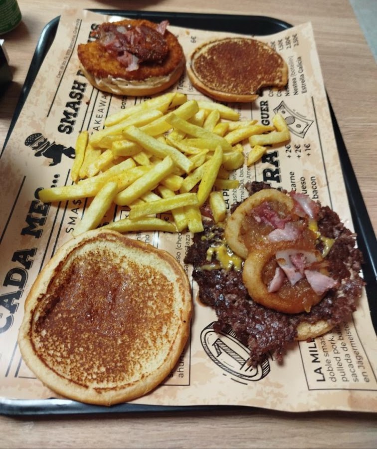 El Pato Americano Smash Burger
