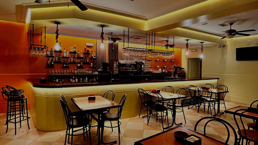 en-Bucara, Bar de tapas y Restaurante