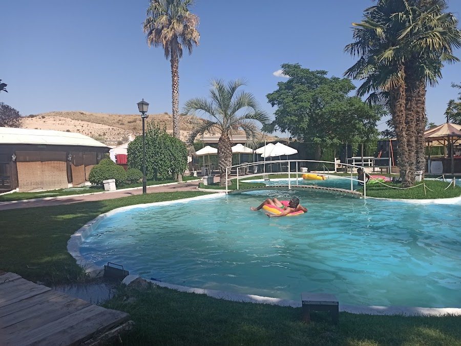 ENREDO | Natural Water Club