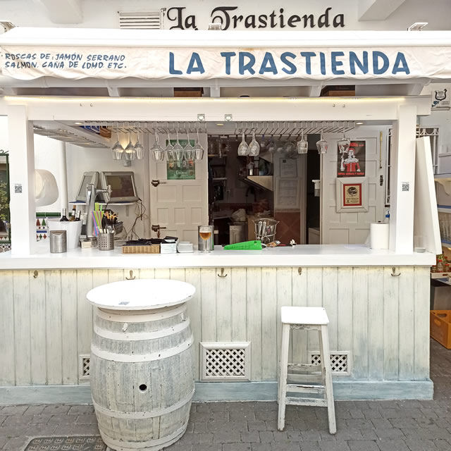 Gastrobar La Trastienda - Roscas y Vinos