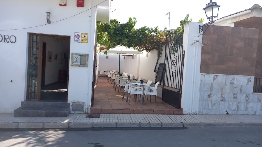 Hostal Café - Bar El Almendro