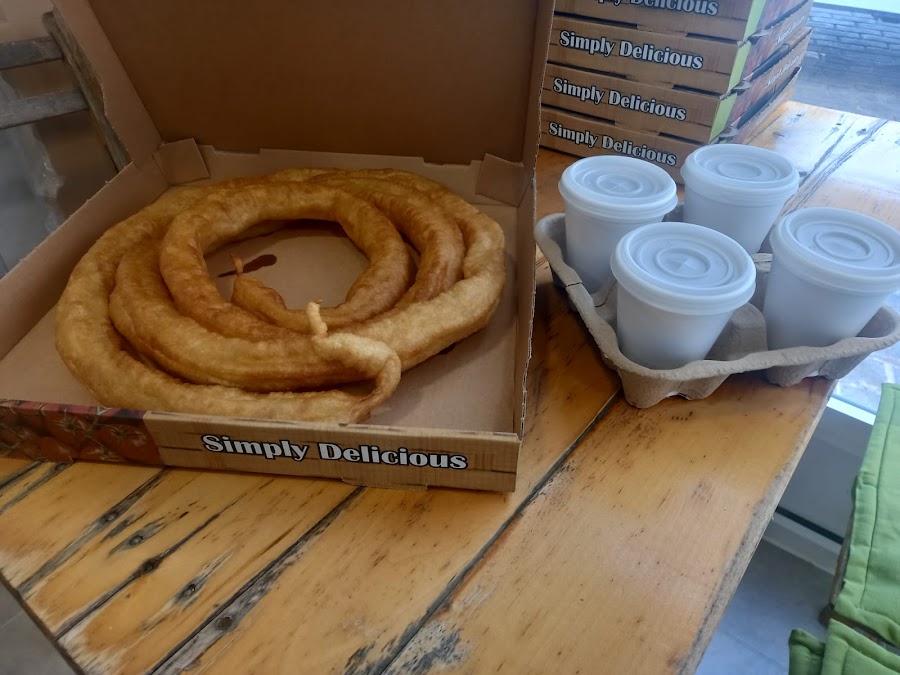 Kebab y churrería Pili y Mili food.... comida para llevar y churros!
