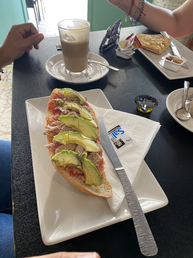 Salinas café