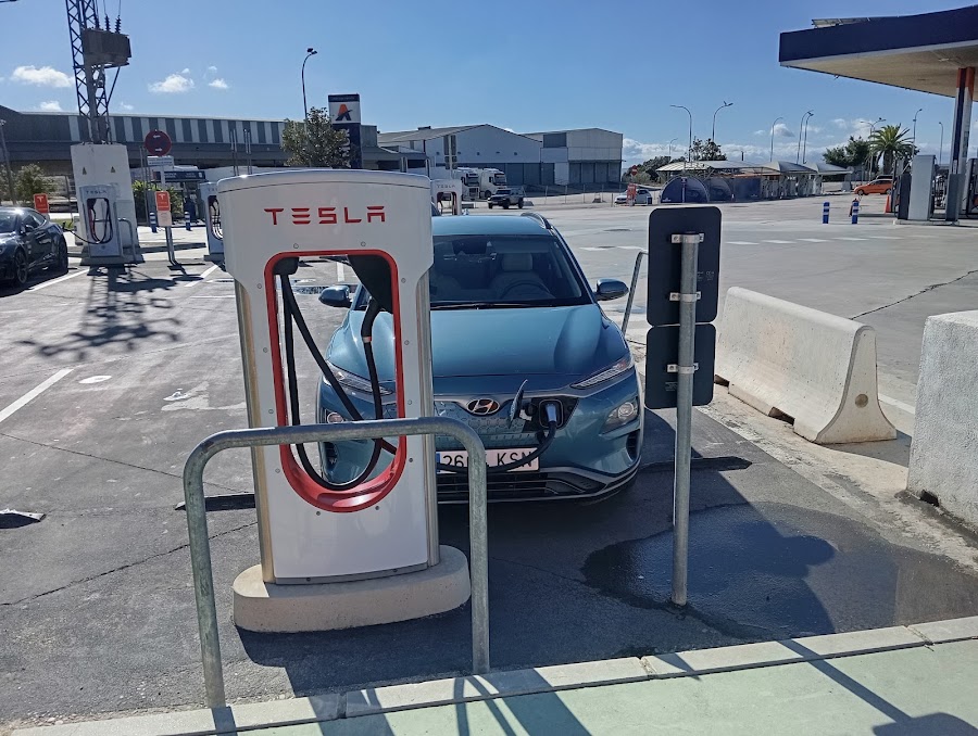 Tesla Supercharger